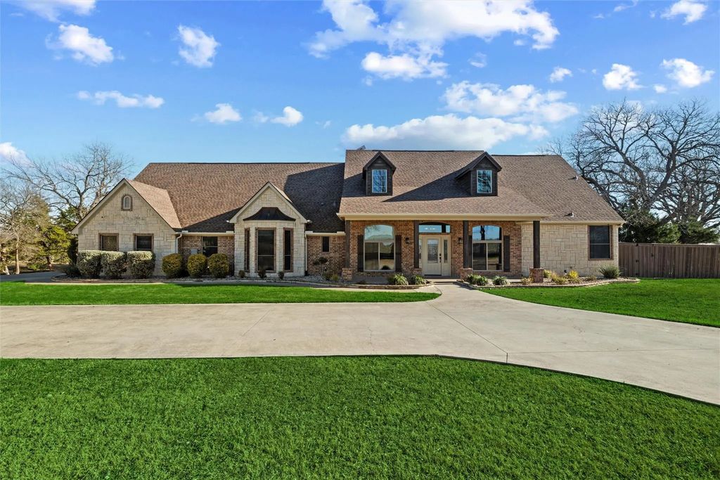 1546 Bluff Springs Road, Ferris