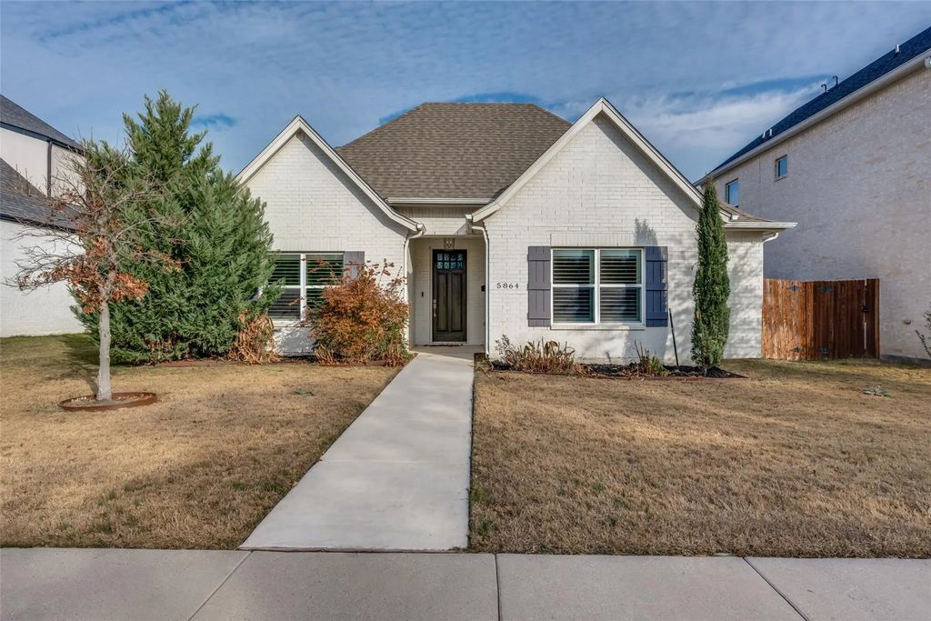 5864 Pollard Drive, Westworth Village