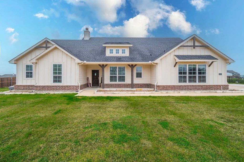 8432 Abner Road, Oak Ridge