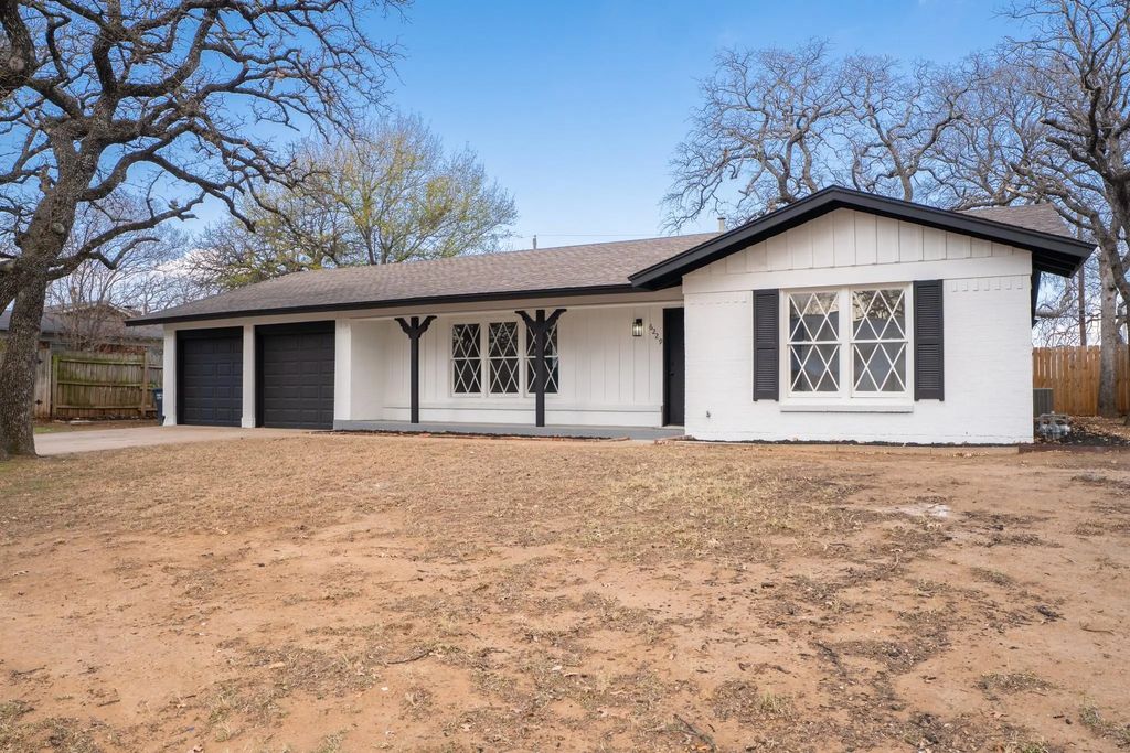 6229 Warrington Place, Fort Worth