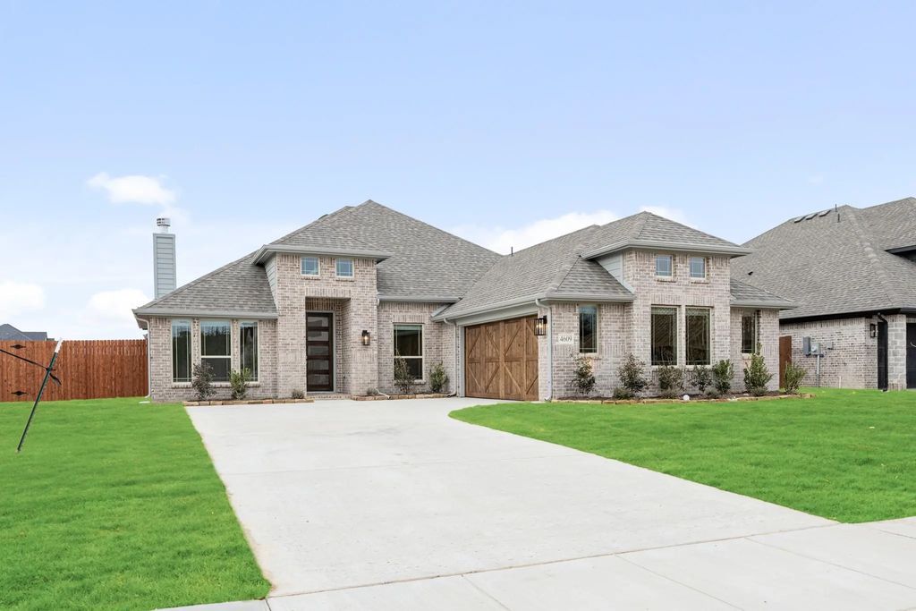 4609 Nomad Drive, Midlothian