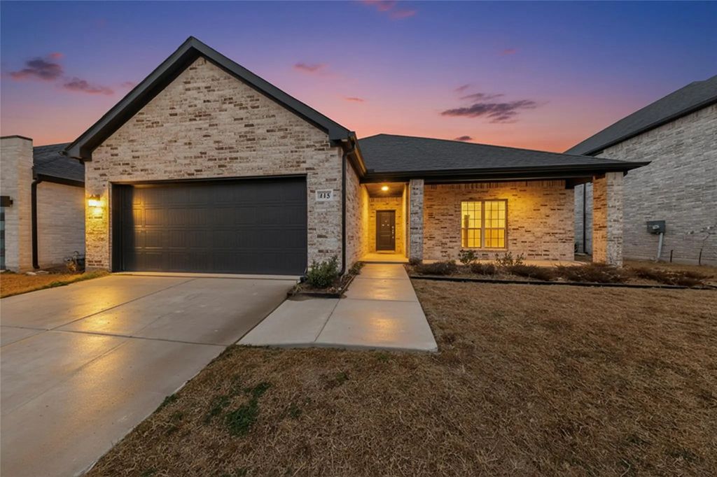415 Cyprus Grove Drive, Lavon