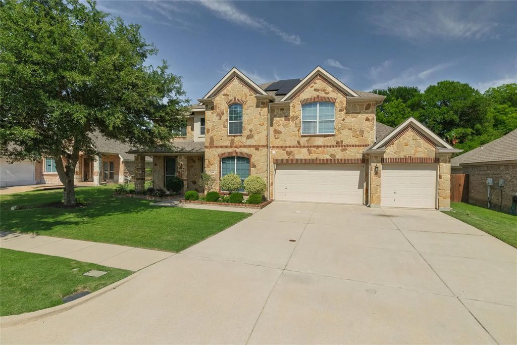 1324 Elise, Cedar Hill