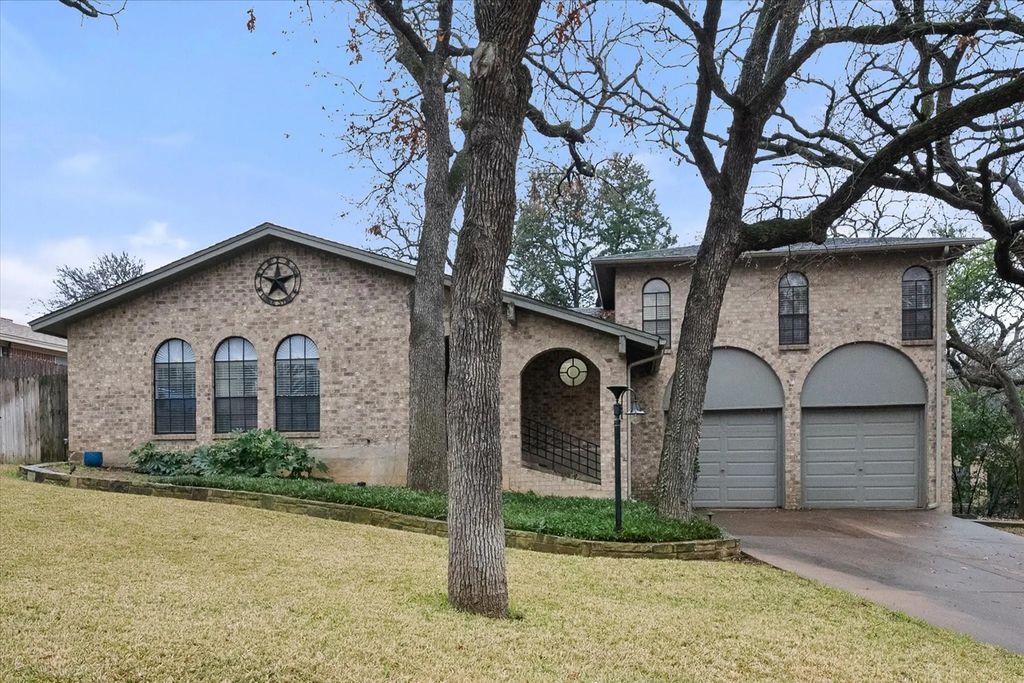 1732 Northaven Court, Arlington