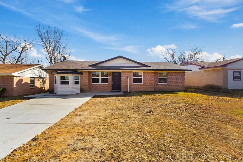 2530 Wanda Drive, Mesquite