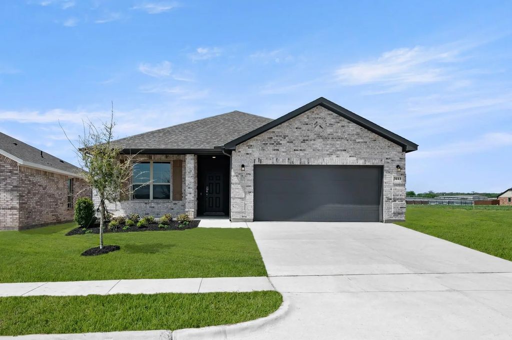 3113 Hawkview Drive, Cleburne
