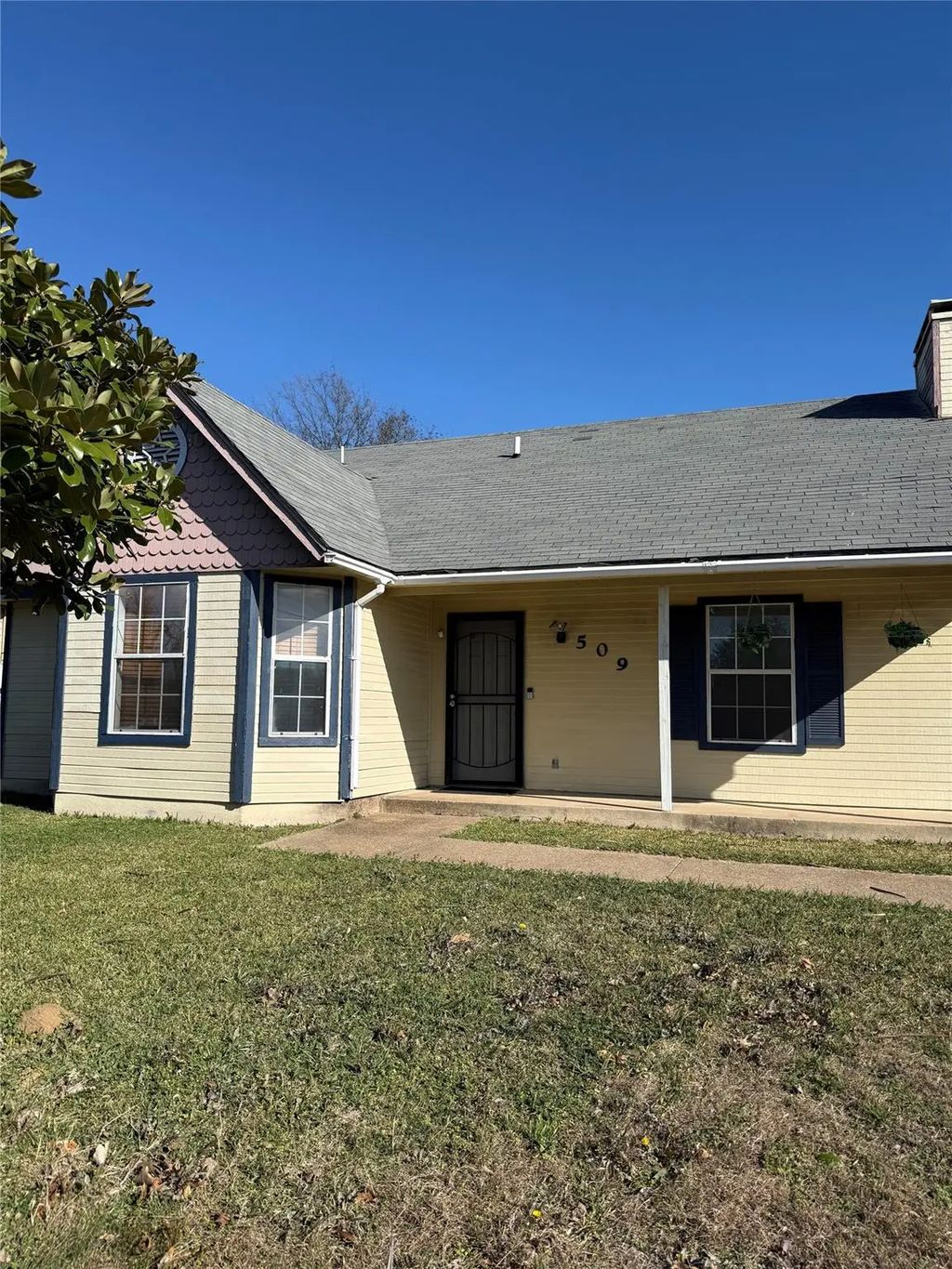 509 Bethlehem Street, Terrell