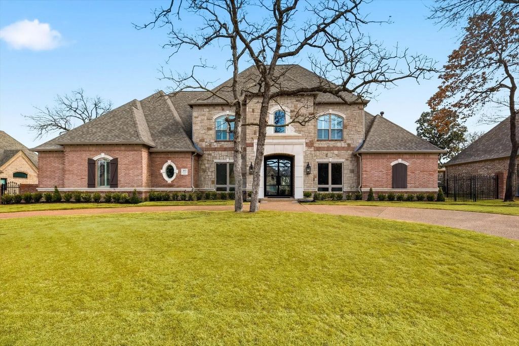 1853 Barrington Court, Keller