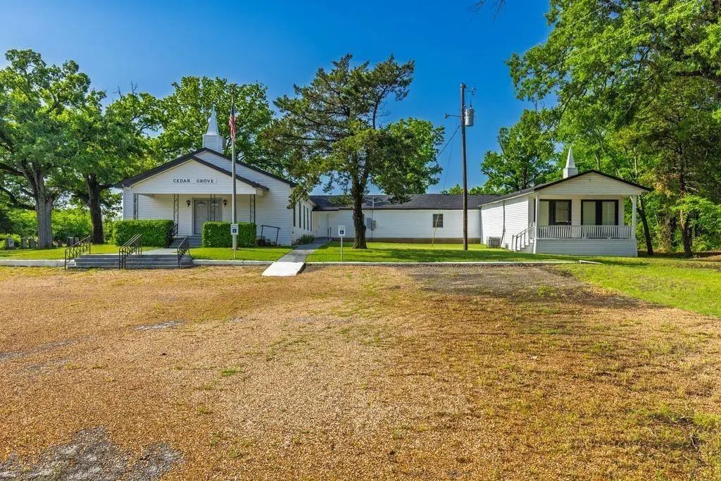 919 County Road 2178, Greenville