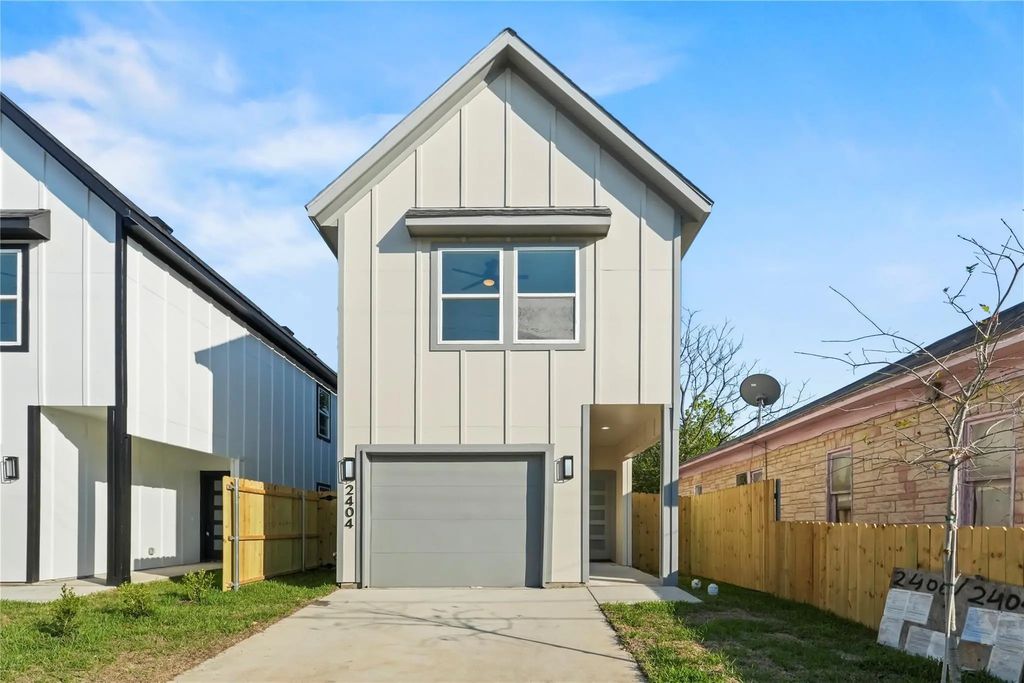 2404 Scott Street, Dallas