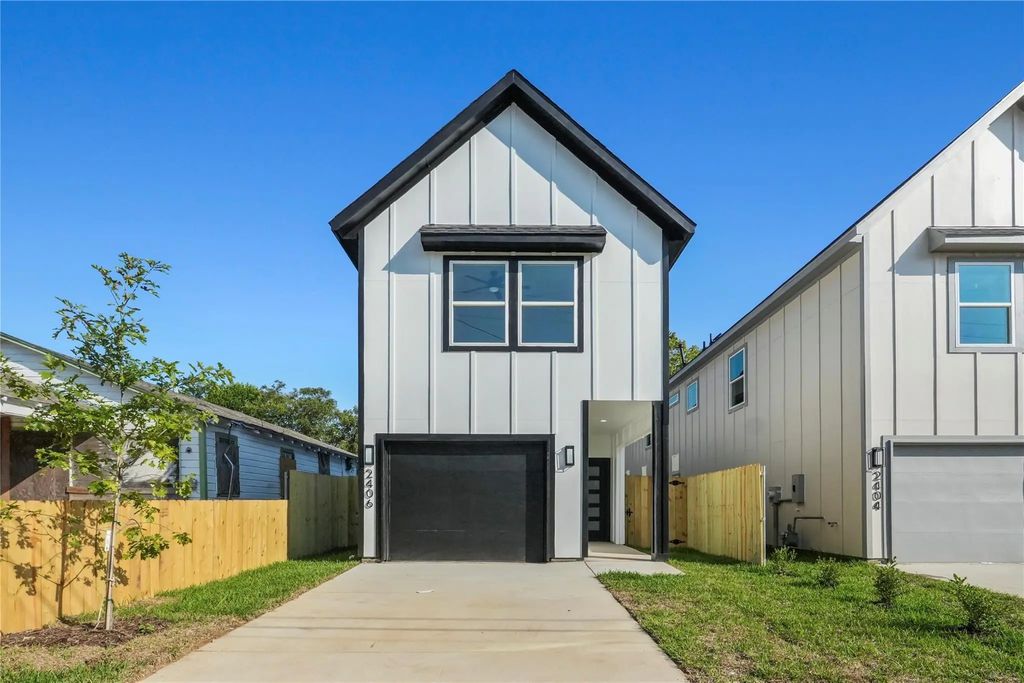 2406 Scott Street, Dallas