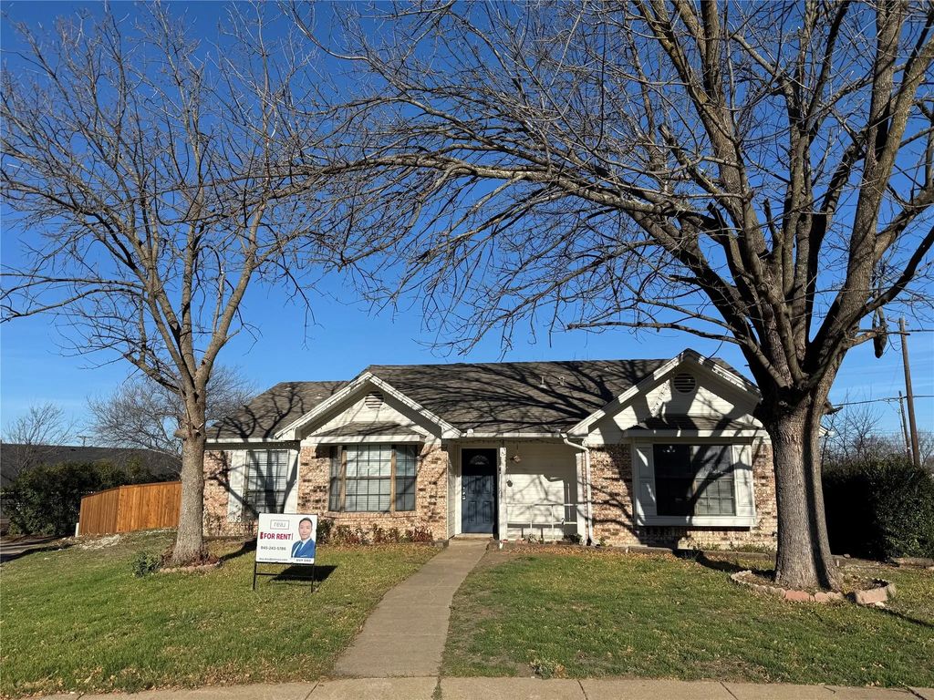2329 Jamaica Place, Garland