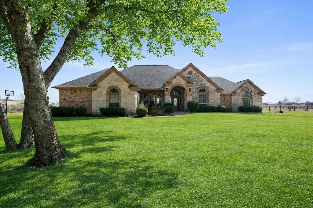 150 Eubanks Road, Maypearl