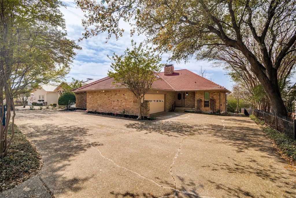 407 Yacht Club Drive, Rockwall