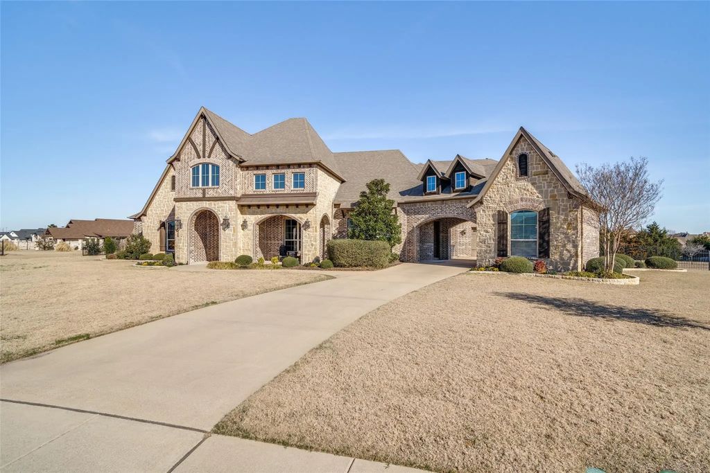 1115 Warwick Court, McLendon Chisholm