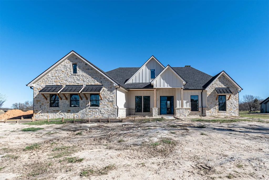 557 Clubhouse Drive, Corsicana