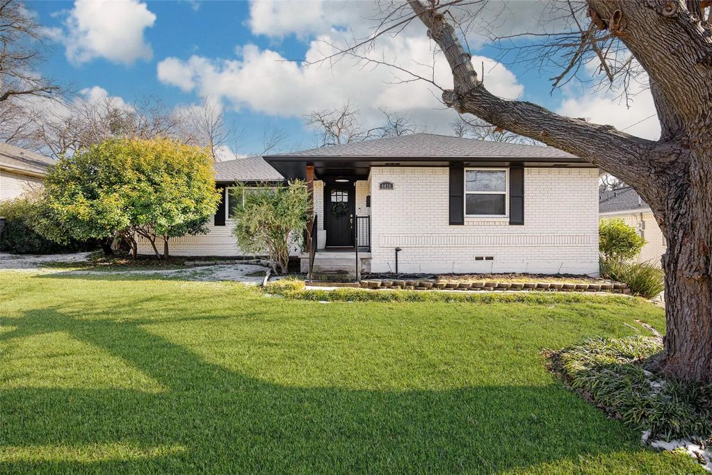 8026 Fall River Drive, Dallas