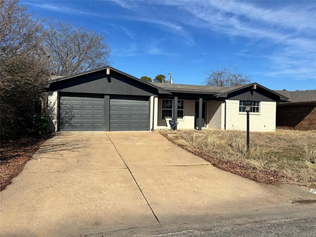 3501 Ne 10th Street, Mineral Wells