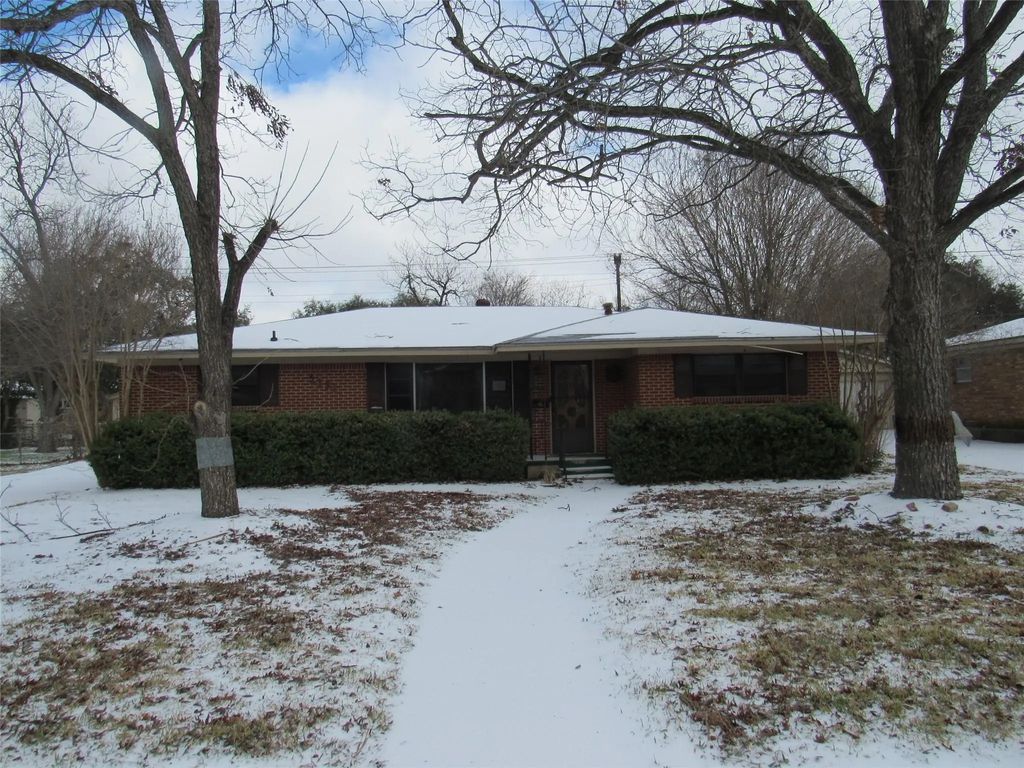 2131 Hermanson Drive, Waco