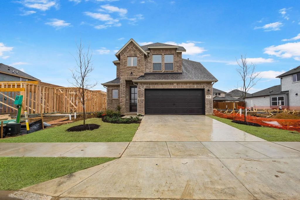 925 Lost Mine Trail, Little Elm