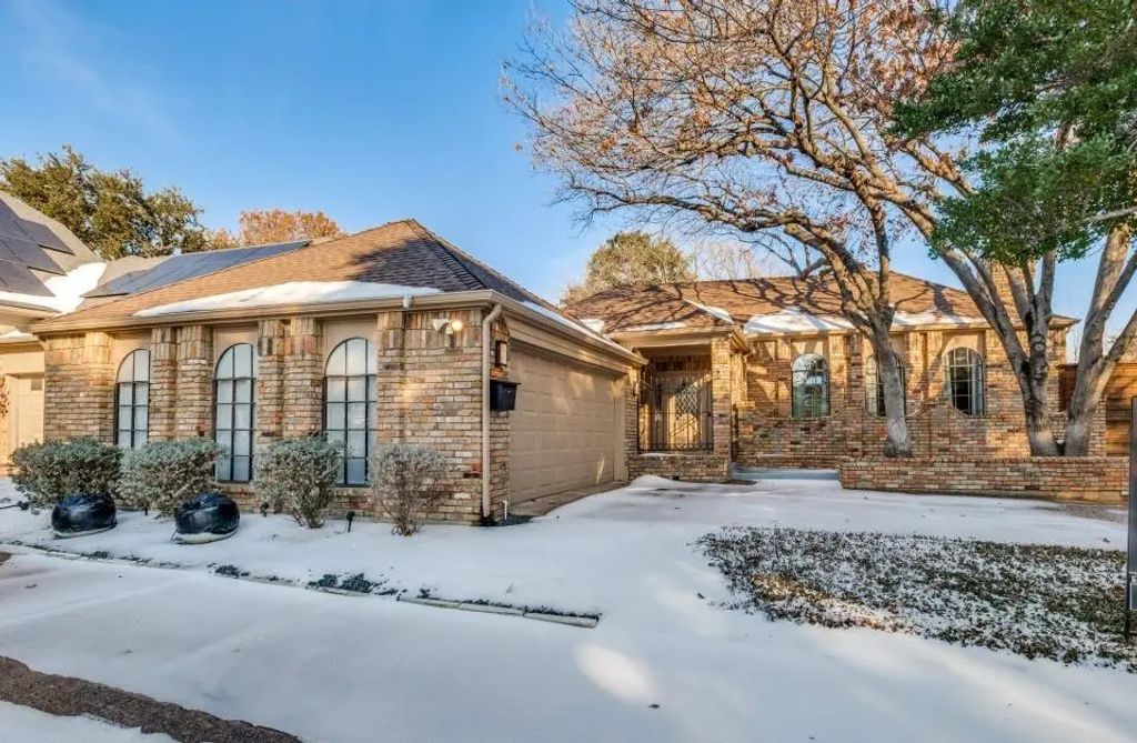 6005 Steamboat Drive, Dallas