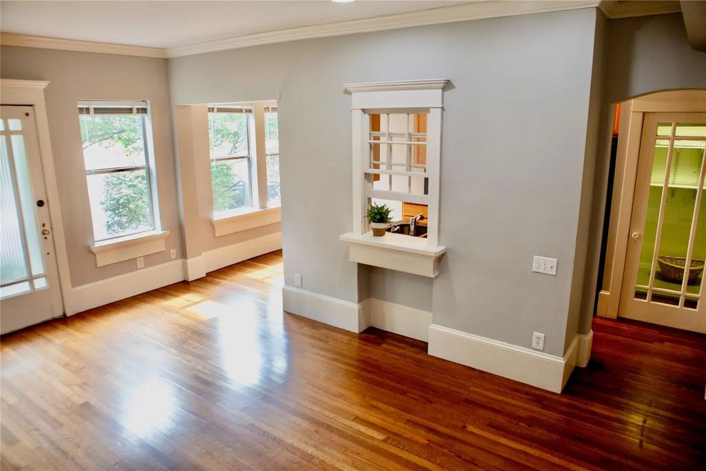 5347 Lewis Street 5347, Dallas