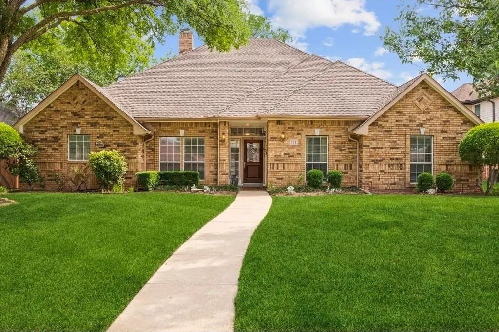 711 Parkway Boulevard, Coppell