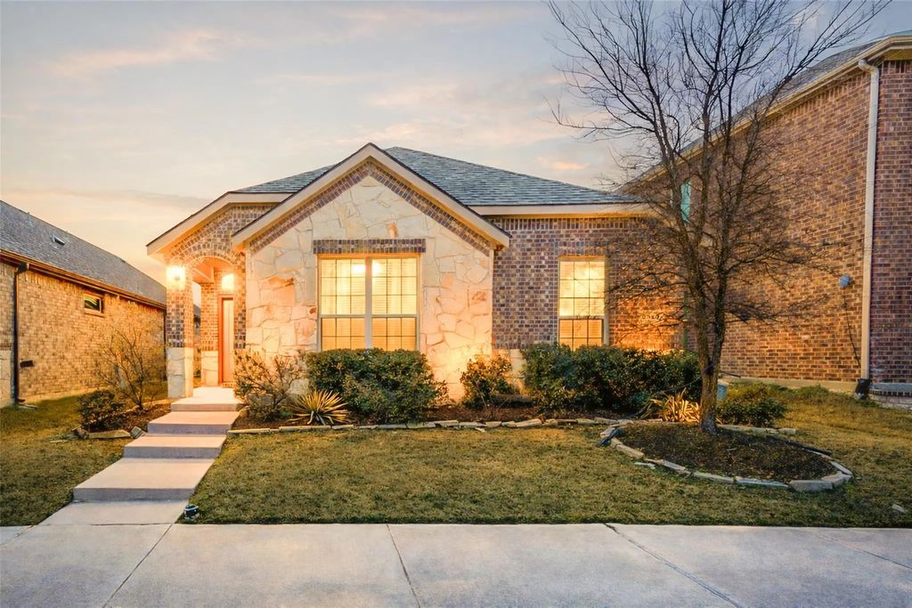2320 Pyrite Drive, Little Elm
