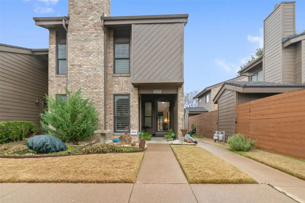 2200 W Park Boulevard 1004, Plano
