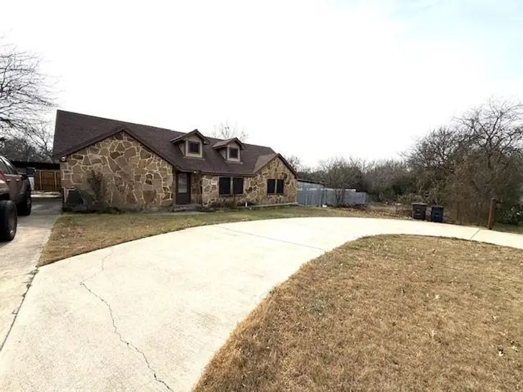 9525 Santa Clara Drive, Fort Worth