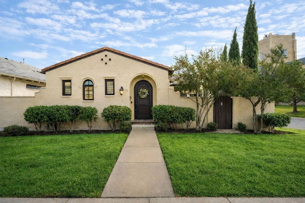 2537 Lubbock Avenue, Fort Worth