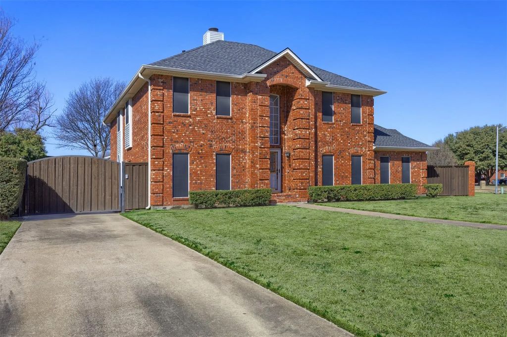 306 Foxwood Court, Wylie