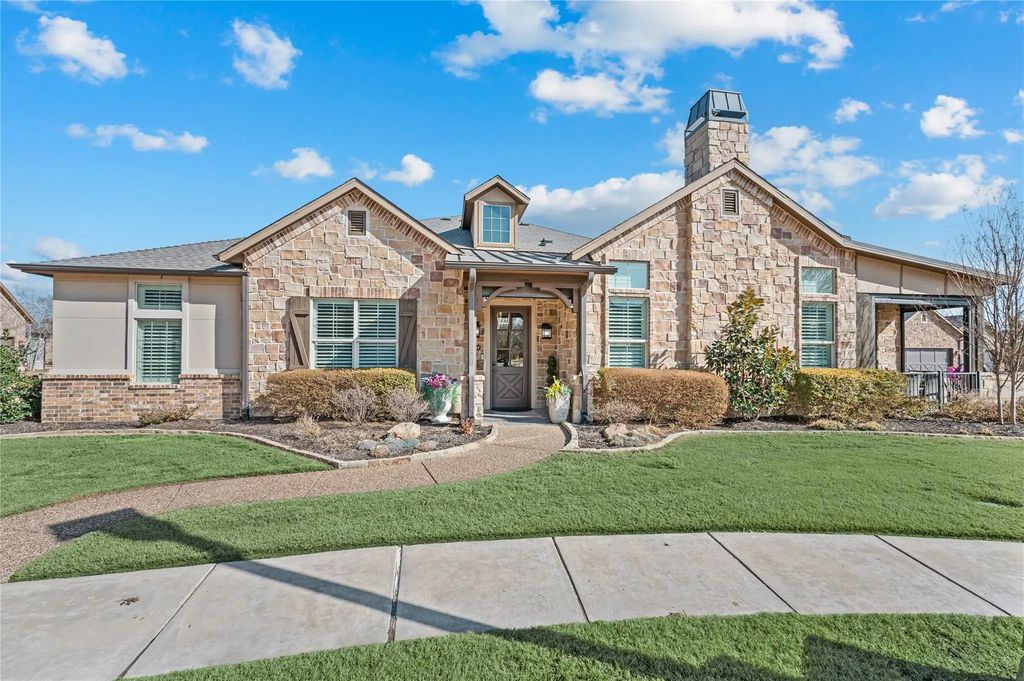 387 Watermere Drive, Southlake