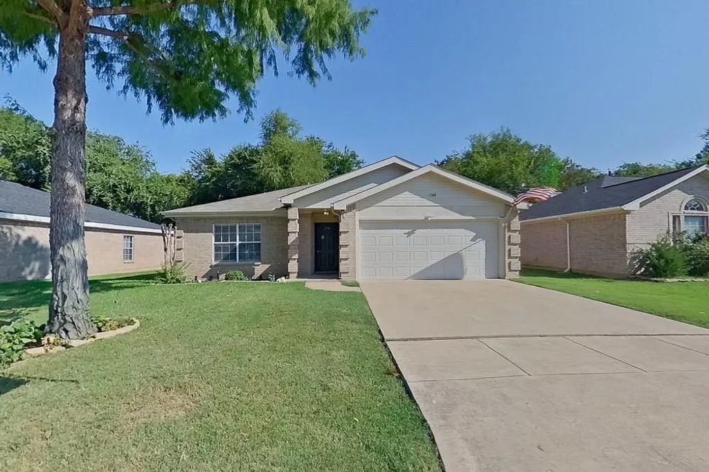 1708 N Bent Tree Trail, Grand Prairie