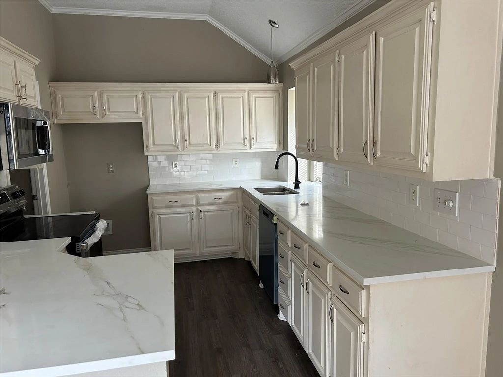 6550 Trammel Drive, Dallas
