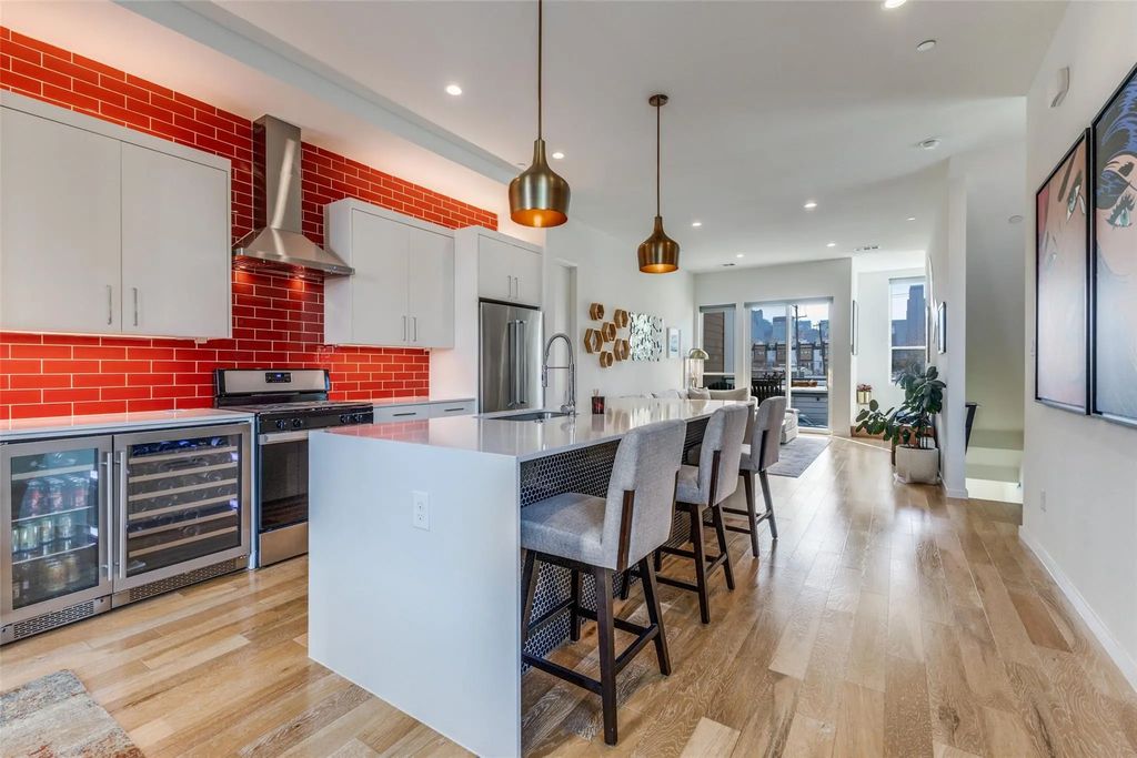 3812 San Jacinto Street 201, Dallas