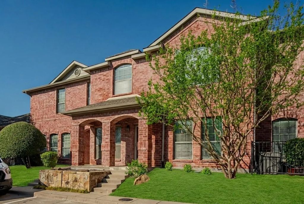 575 S Virginia Hills Drive 3705, McKinney