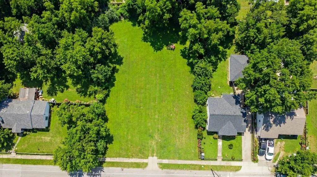 4305 Falls Drive, Dallas