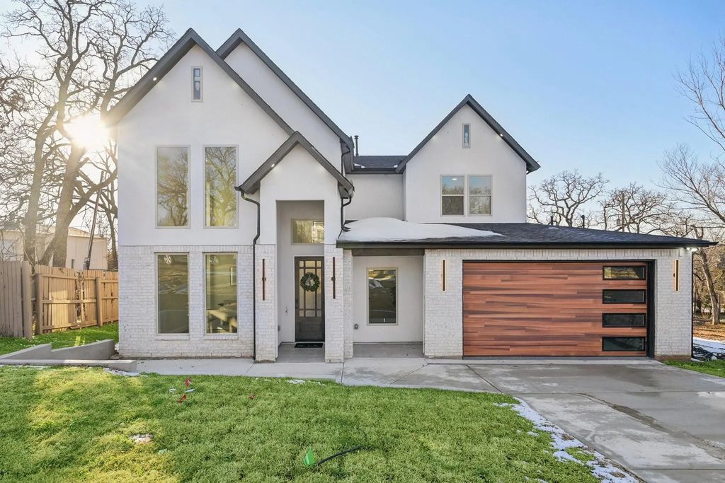 1704 Highland Drive W, Keller