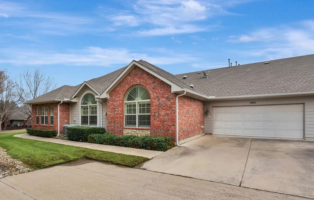 3320 Rosemeade Drive 2812, Fort Worth