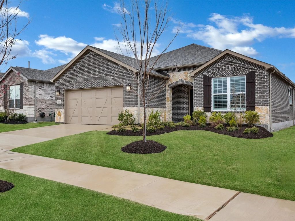 7608 Redwood Forest Lane, Little Elm