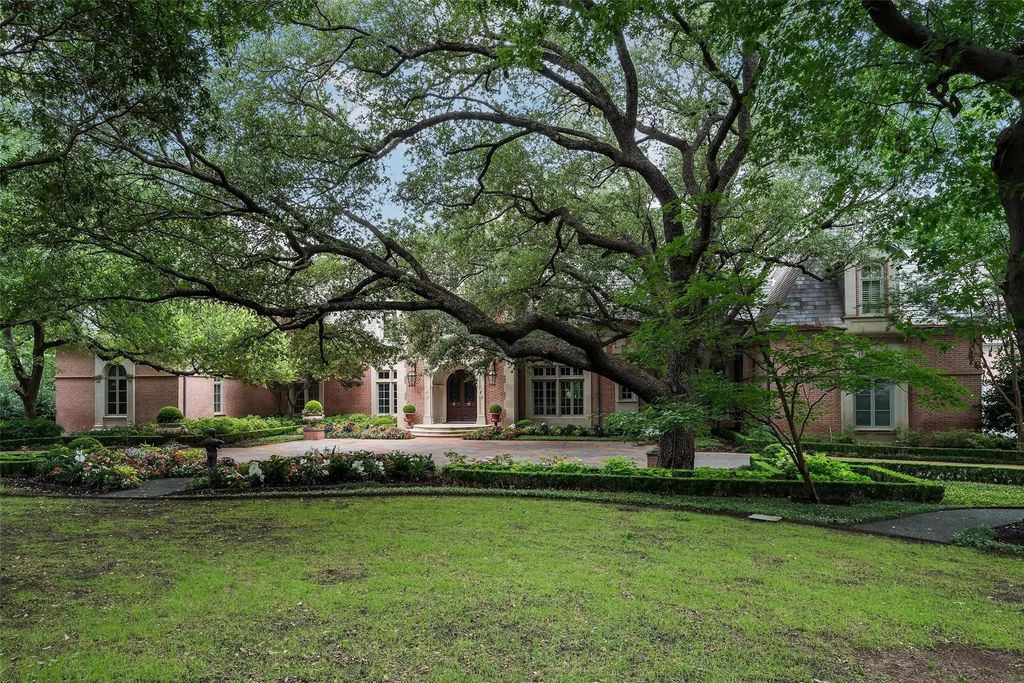 9769 Audubon Place, Dallas