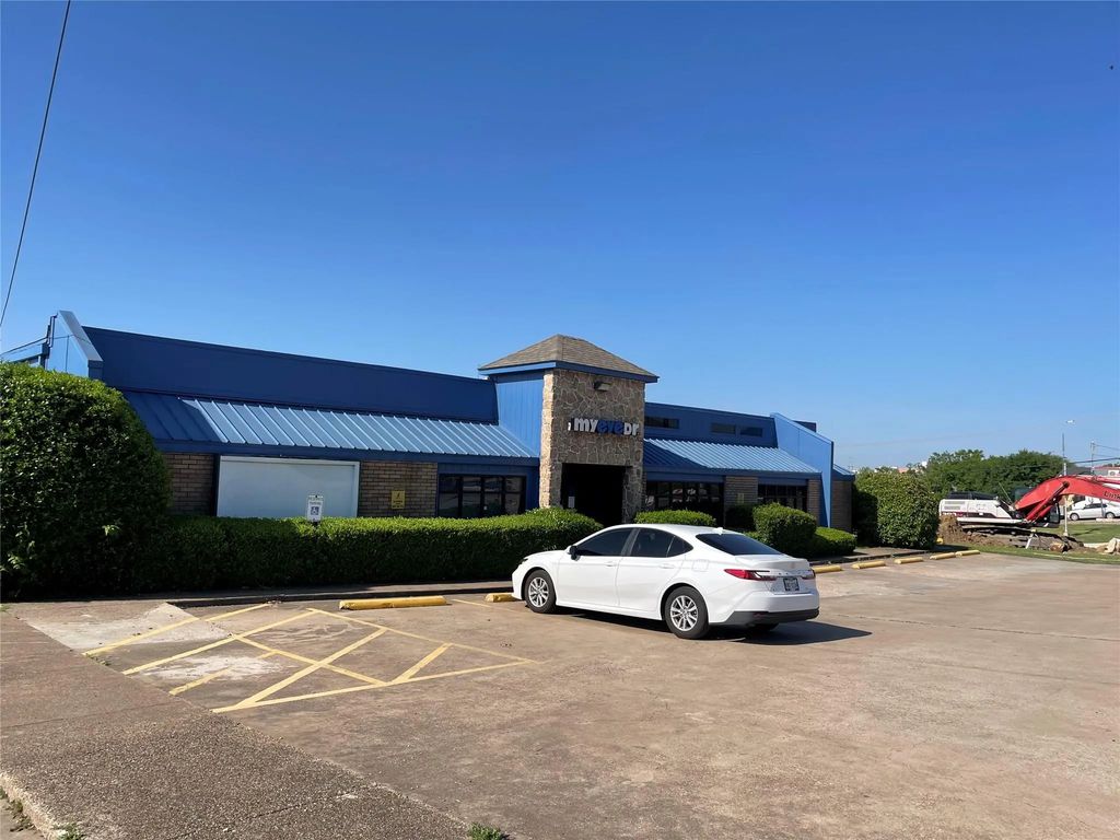 625 W Dickey, Grand Prairie