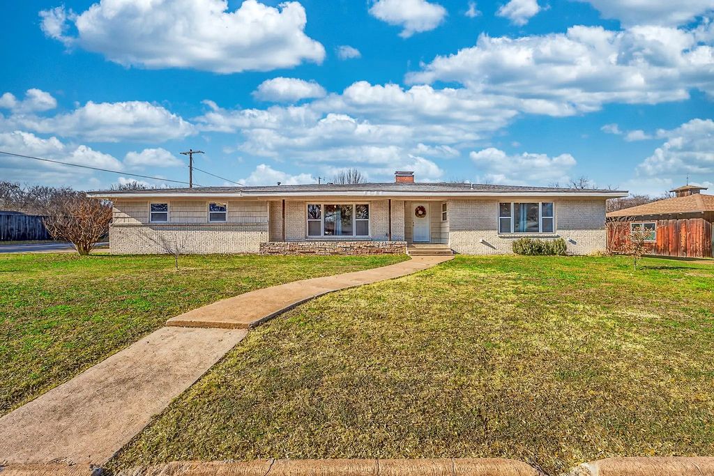 7001 Richlynn Terrace, Richland Hills