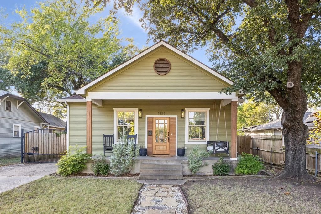 1223 S Waverly Drive, Dallas