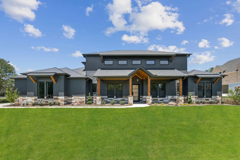 2008 Vaquero Drive, Weatherford