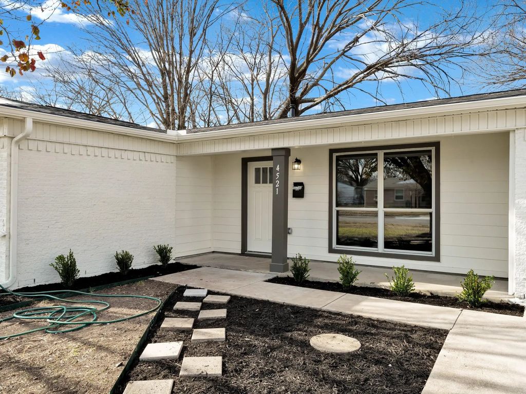 4521 Harvey Drive, Mesquite