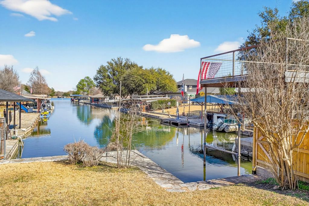 4309 Davis Road, Granbury