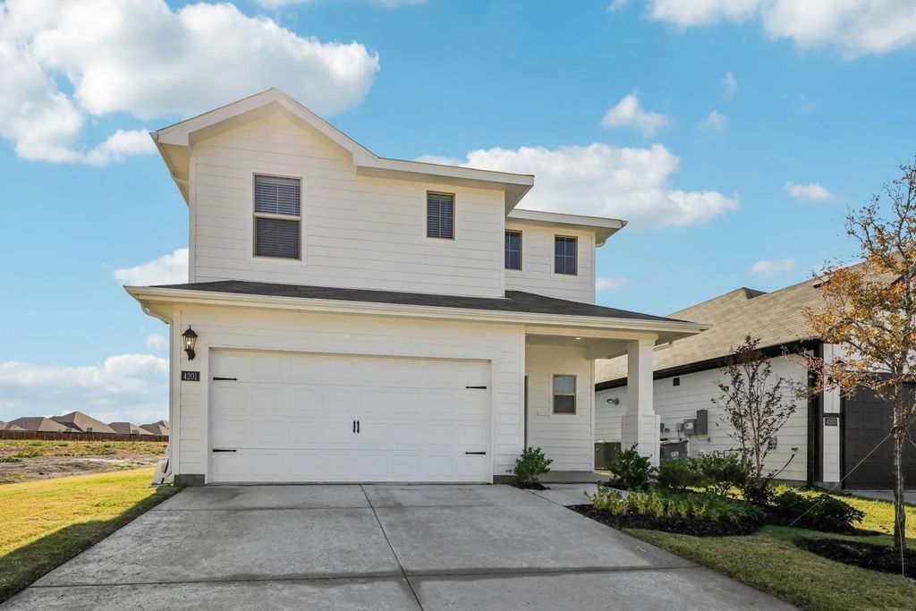 4201 Zoe Lane, Farmersville