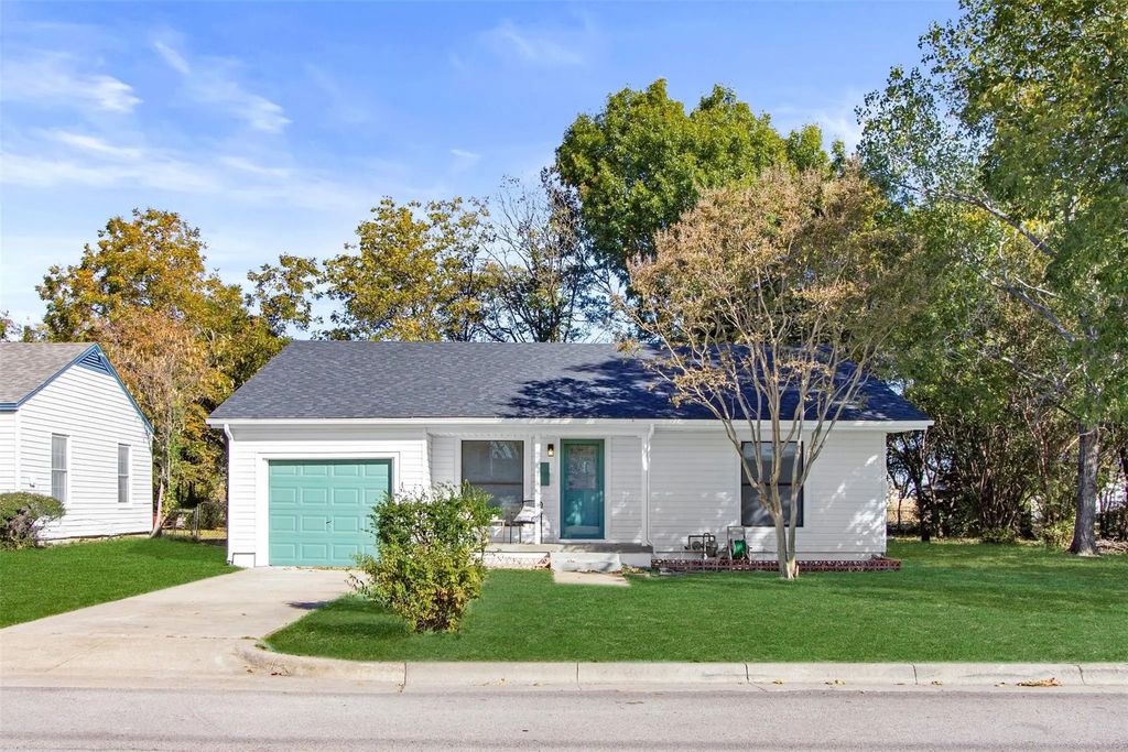 113 W State Street, Garland